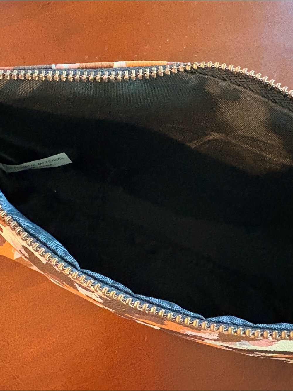 Patterned Zip Pouch - Picture 4 of 6
